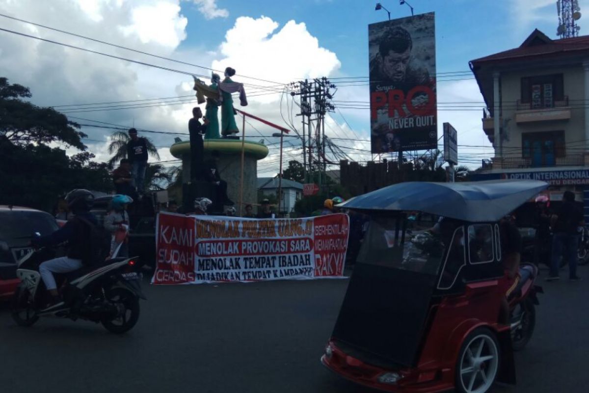 Mahasiswa-Masyarakat Gorontalo Serukan Tolak Politik Uang