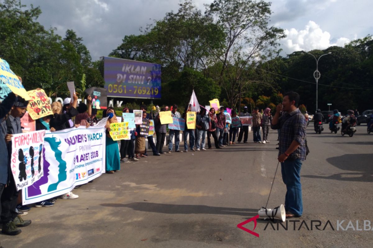 Rakyat Palestina kecam perubahan peraturan mengenai perempuan