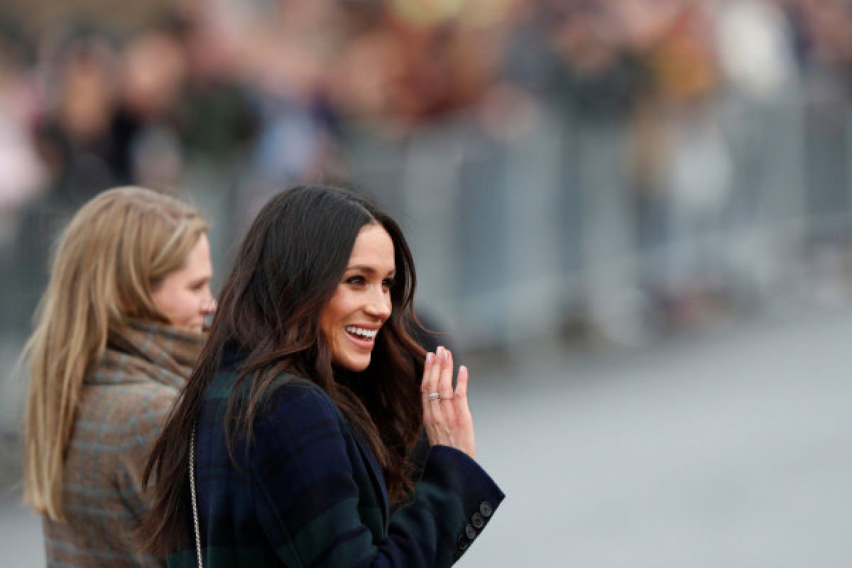 Meghan Markle tak akan kenakan mahkota pinjaman saat menikah