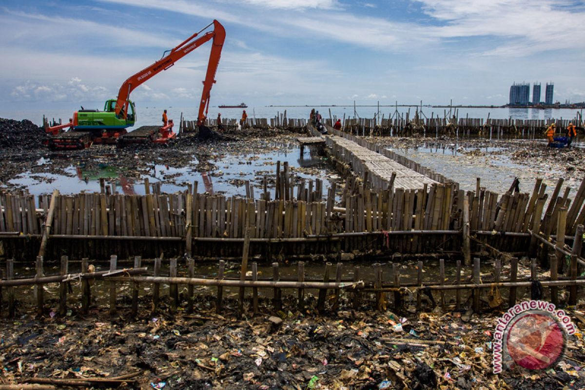 LSM ingatkan permasalahan pelik sampah Jakarta