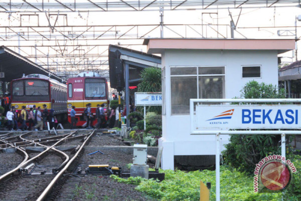 Uji coba kereta Bekasi-Bandara bidik arus balik