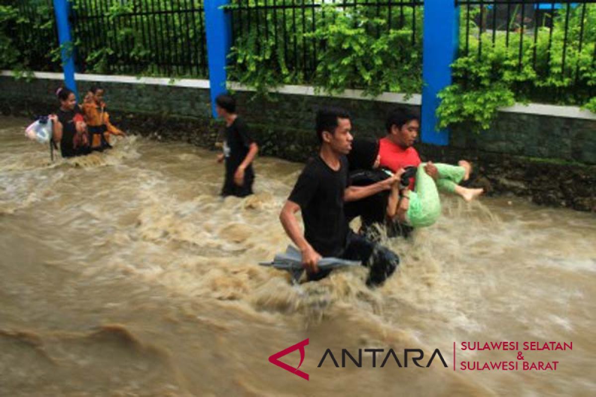 Korban banjir bandang Mamuju sebanyak 3.322 jiwa