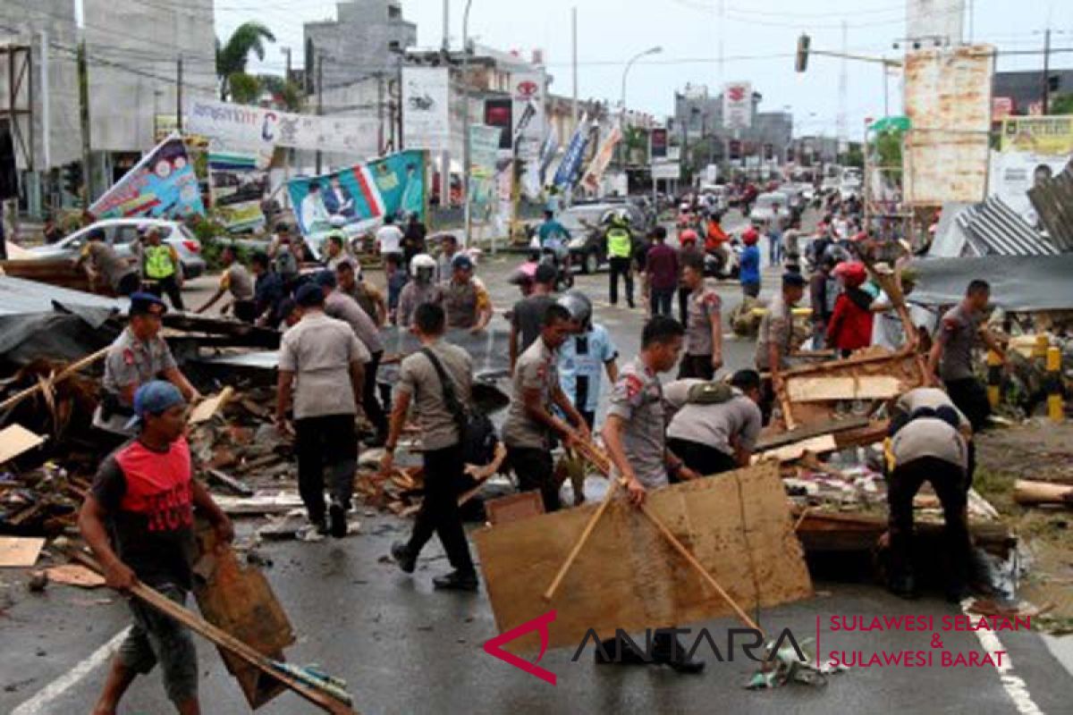 Polisi korban banjir bandang Mamuju meninggal dunia