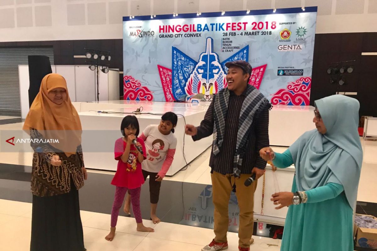 Legislator Apresiasi Pengenalan Batik di Kalangan Anak Muda Surabaya