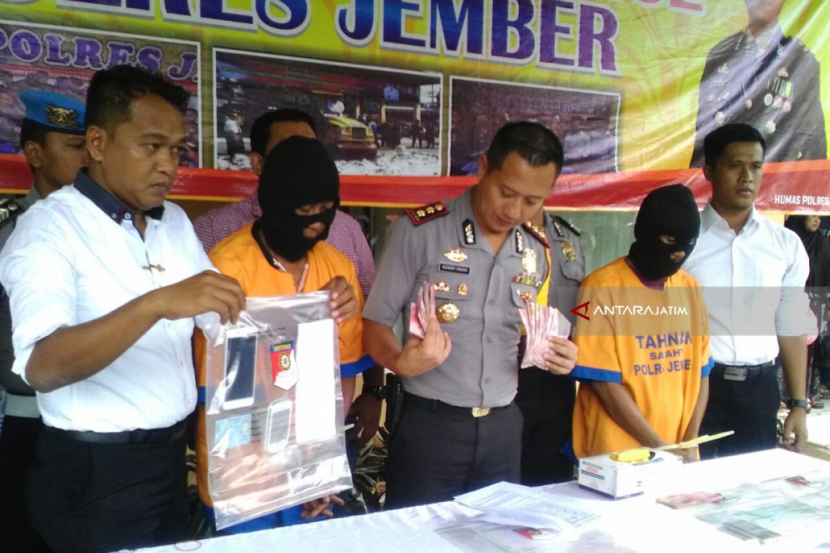 Dua Pelaku Pungutan Liar Terjerat OTT Tim Saber Pungli Polres Jember