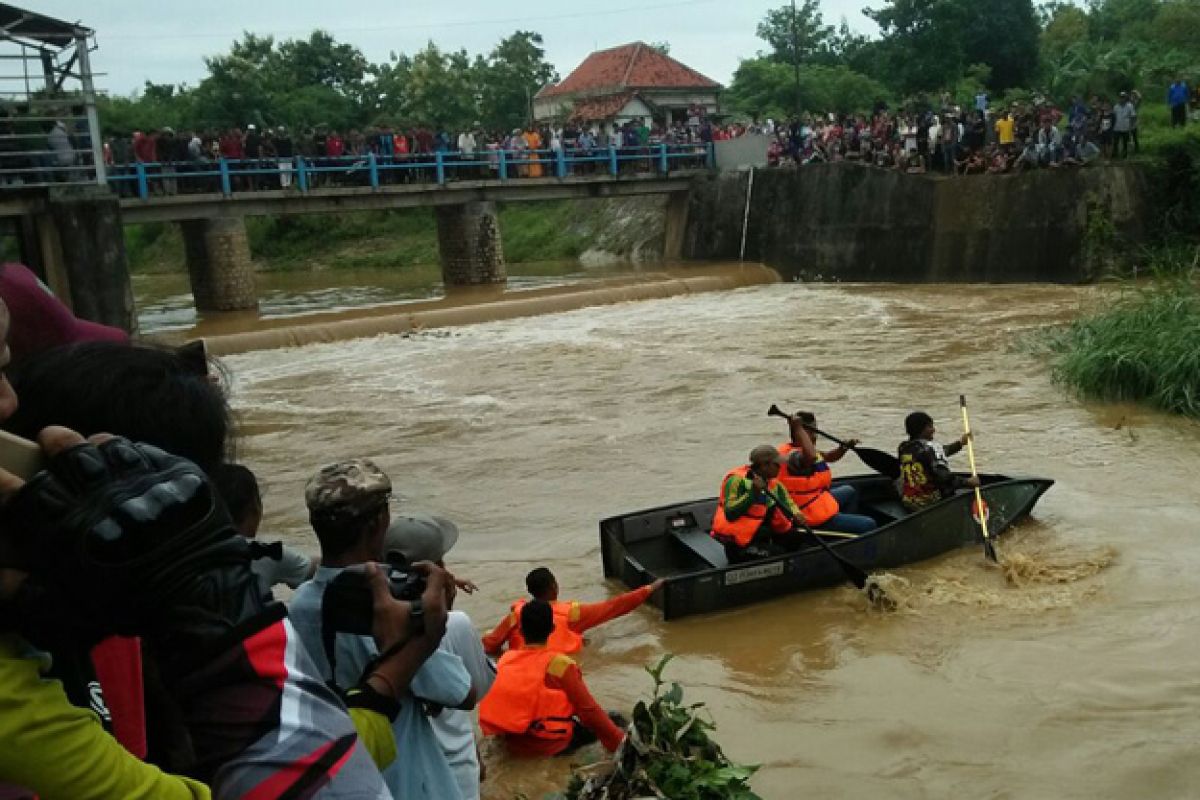 Seorang Korban Tenggelam di Dam Sumenep Ditemukan Meninggal