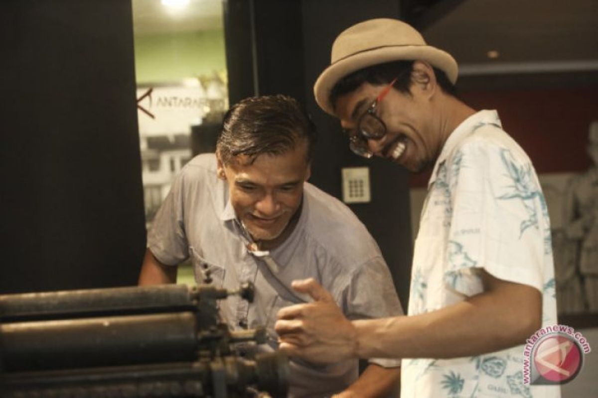 Donny Damara belajar jadi badut demi peran dalam film