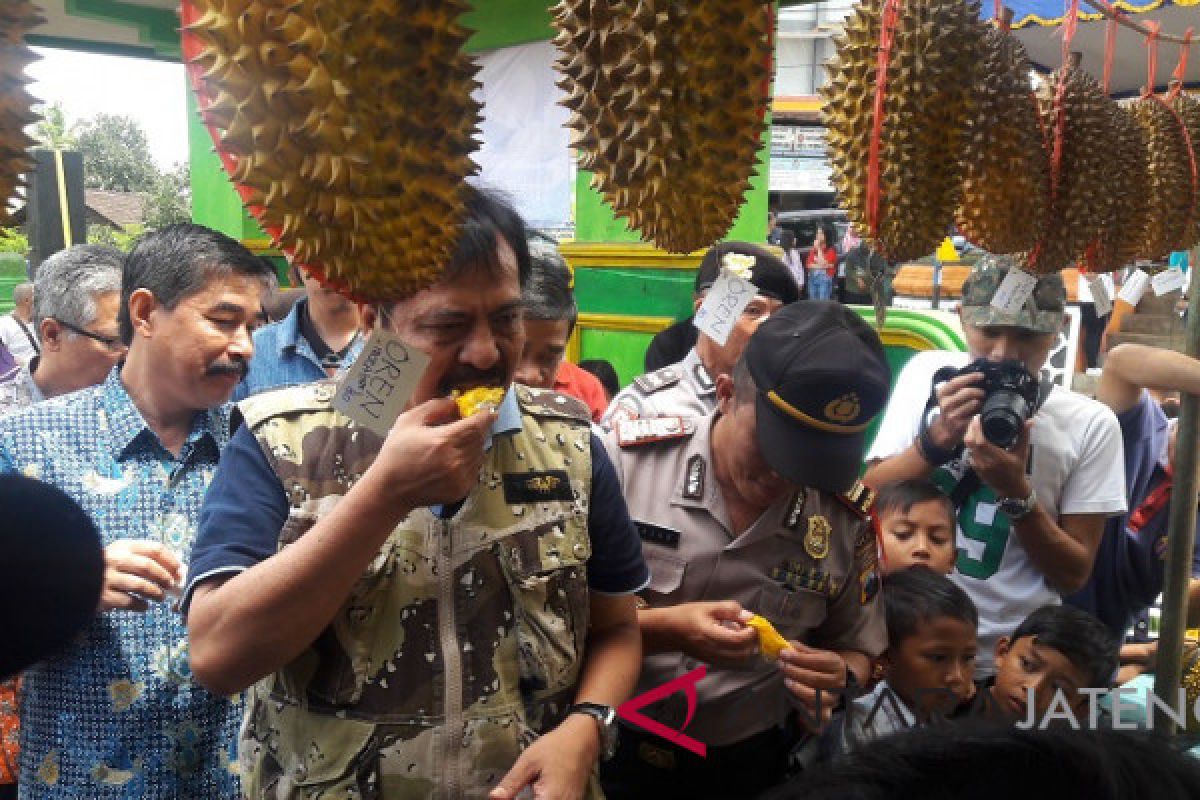 Pasar Raya Durian Purwosari dukung pariwisata