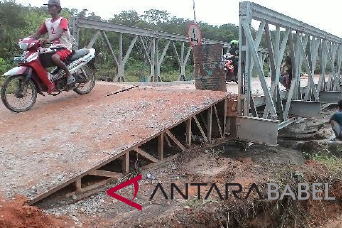 Warga Belolaut minta jembatan rusak diperbaiki