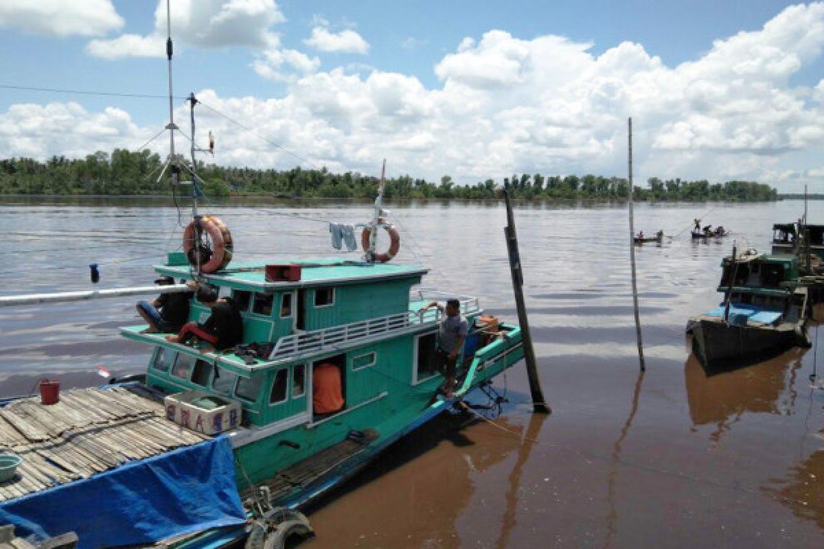 Seorang penjaga kapal di Sampit hilang misterius