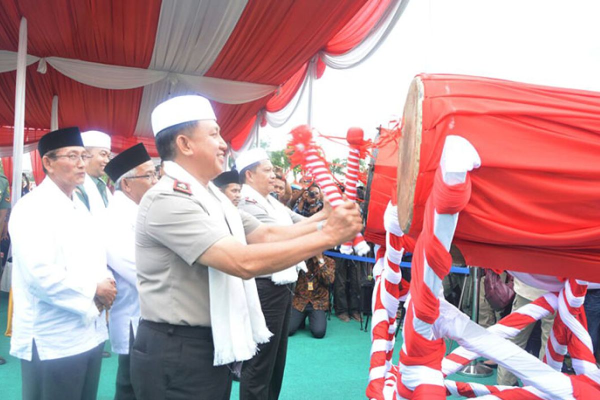 Kapolri apresiasi pembangunan masjid Baiturrahman Polresta Jambi