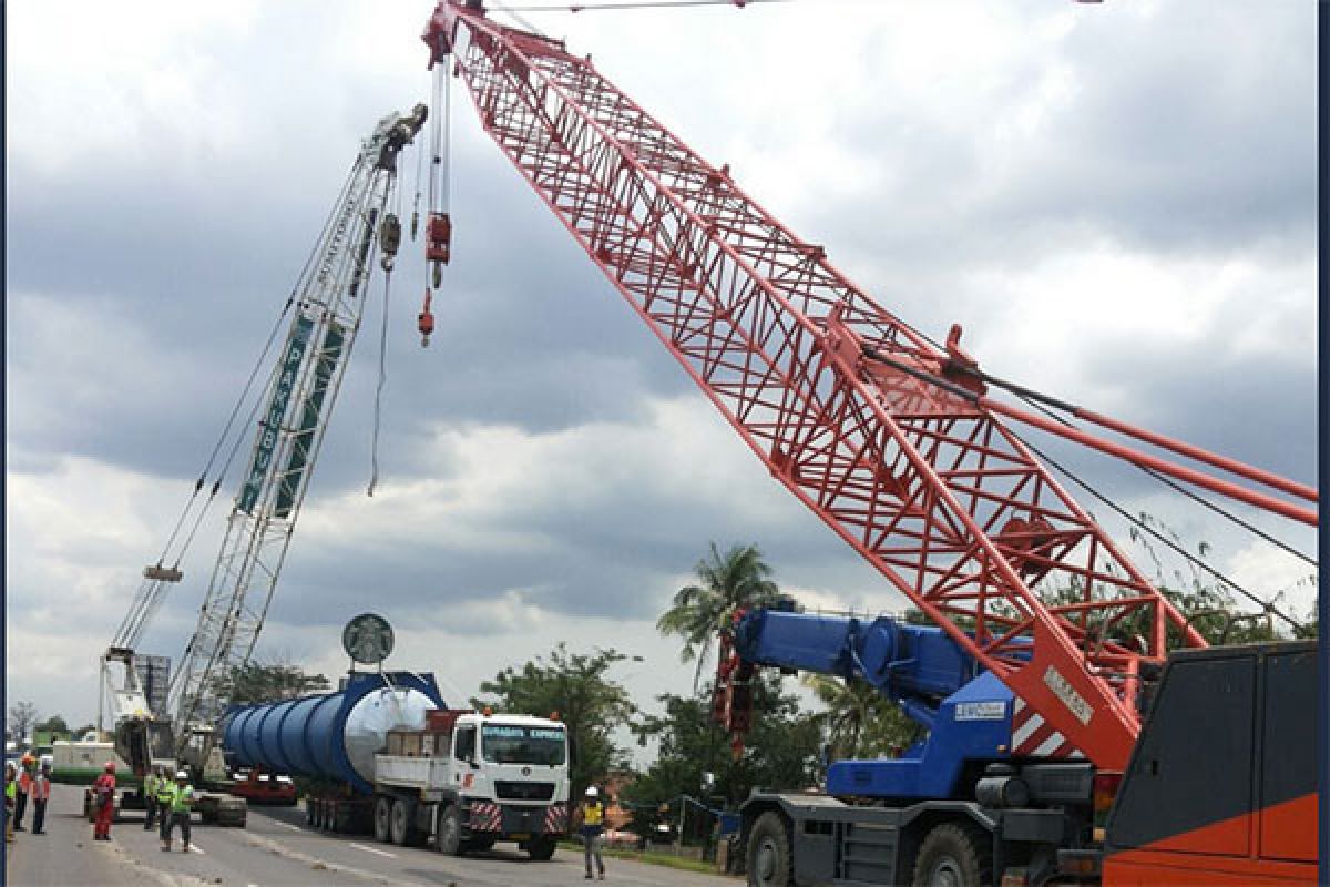 Truk yang sebabkan macet di tol Jakarta-Cikampek sudah dievakuasi