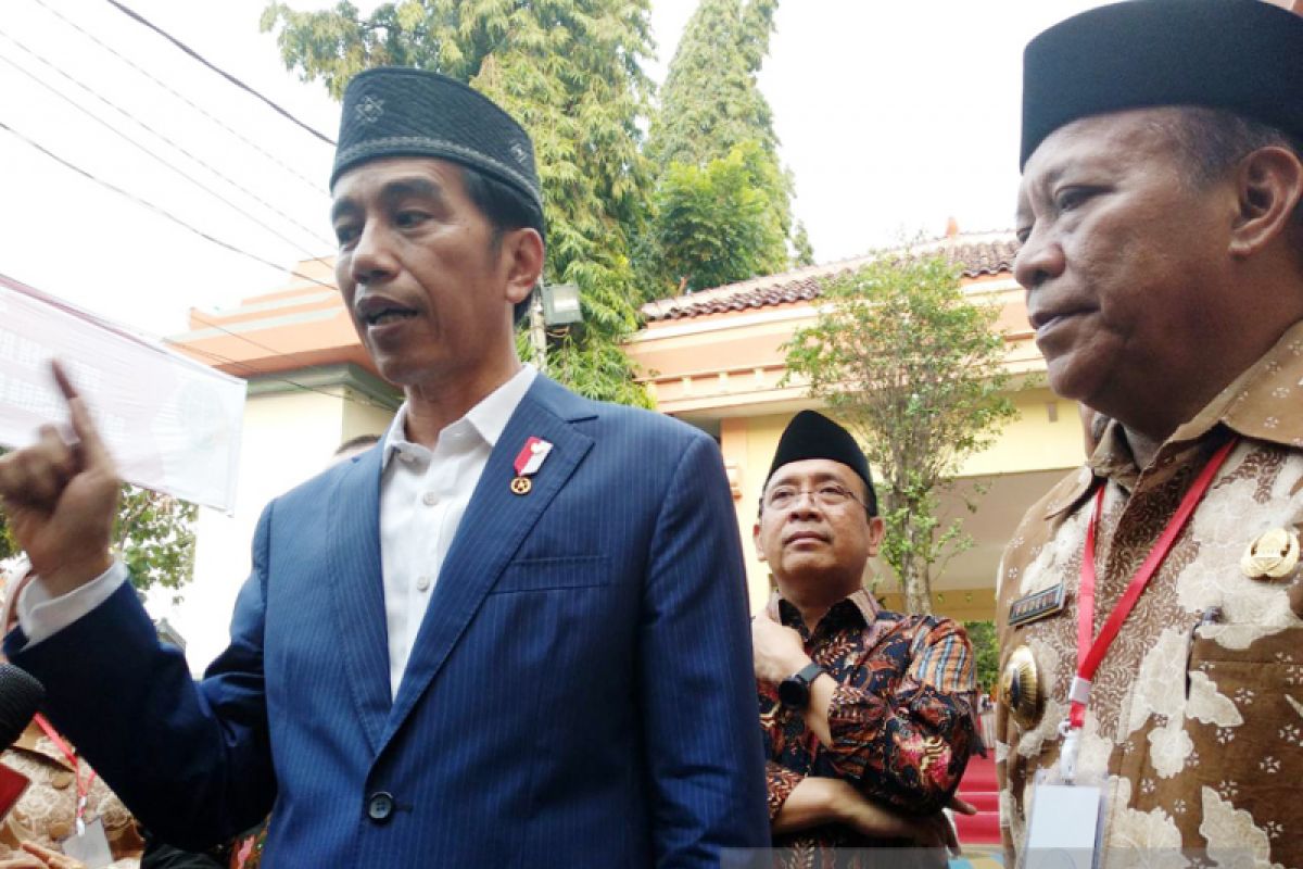 Cari Keringat Melalui Bertinju ala Jokowi