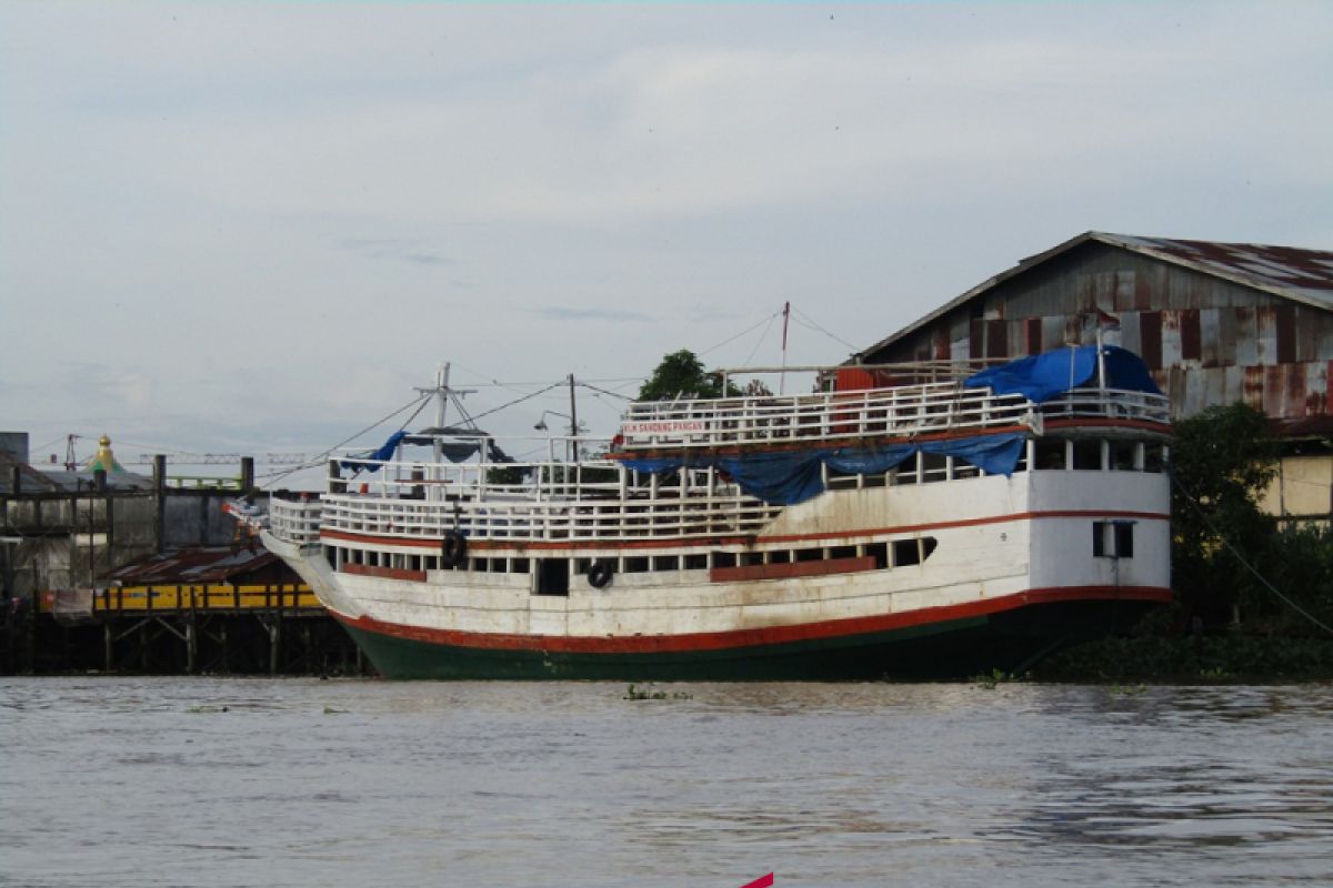 Gelombang Laut Jawa mereda kapal kembali berlayar