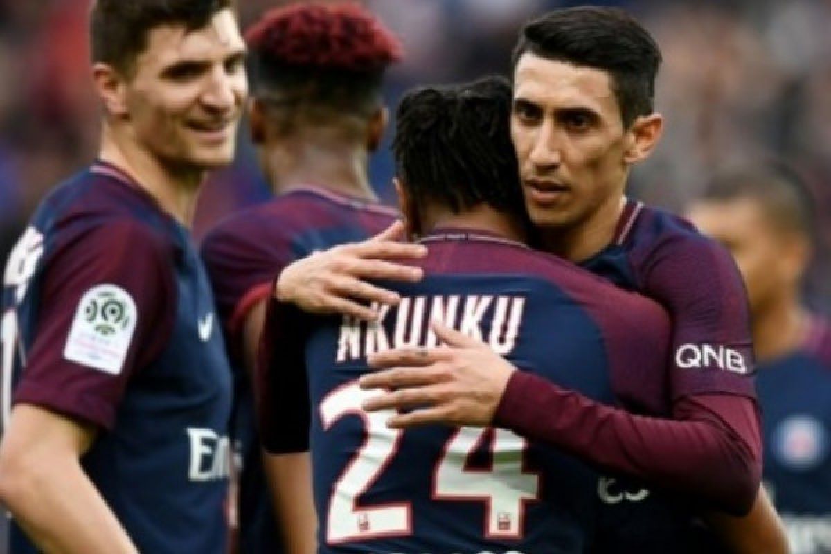 PSG selangkah lagi juara Ligue 1 meski ditahan St Etienne 1-1