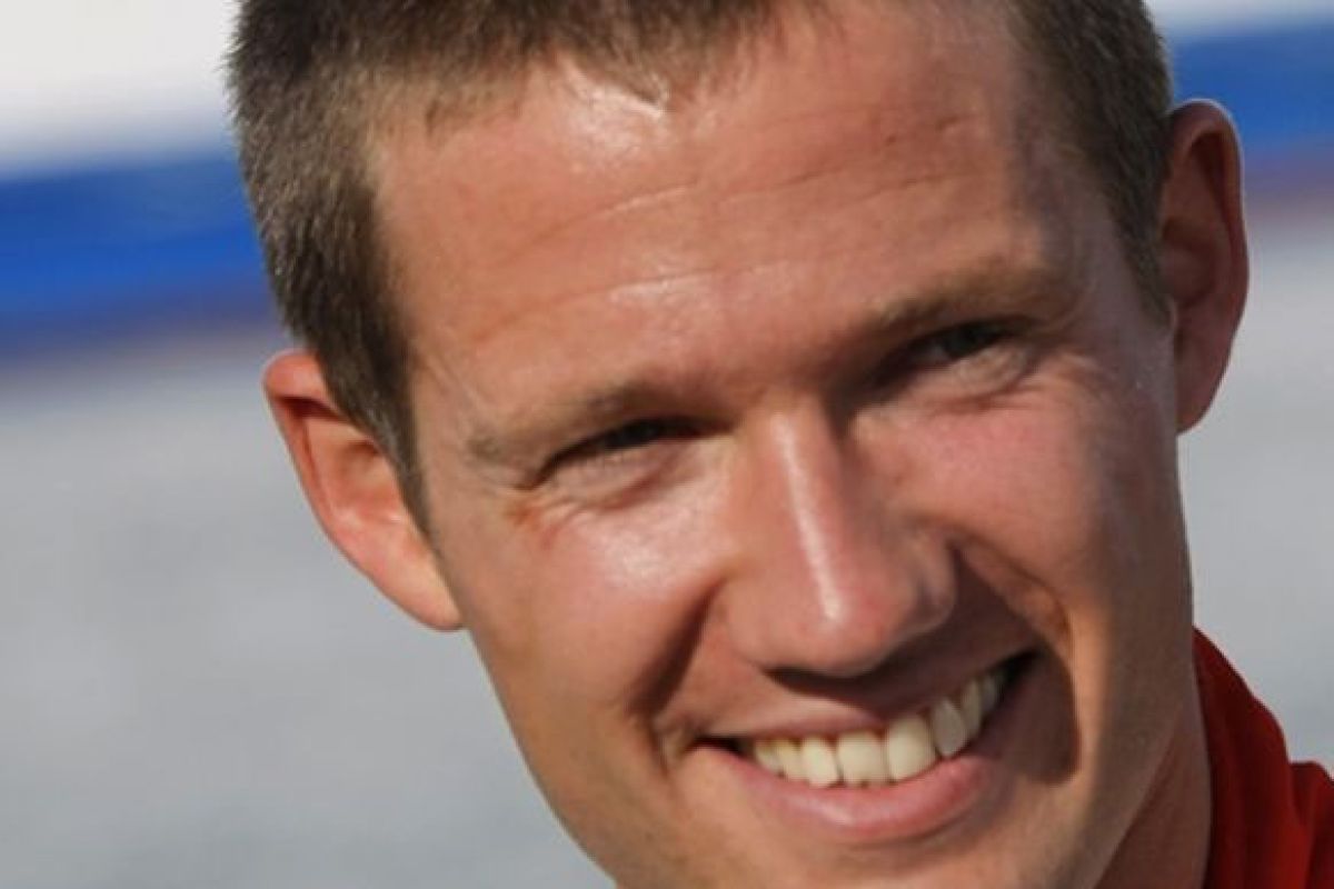 Sebastian Ogier Pimpin Klasemen Reli Dunia