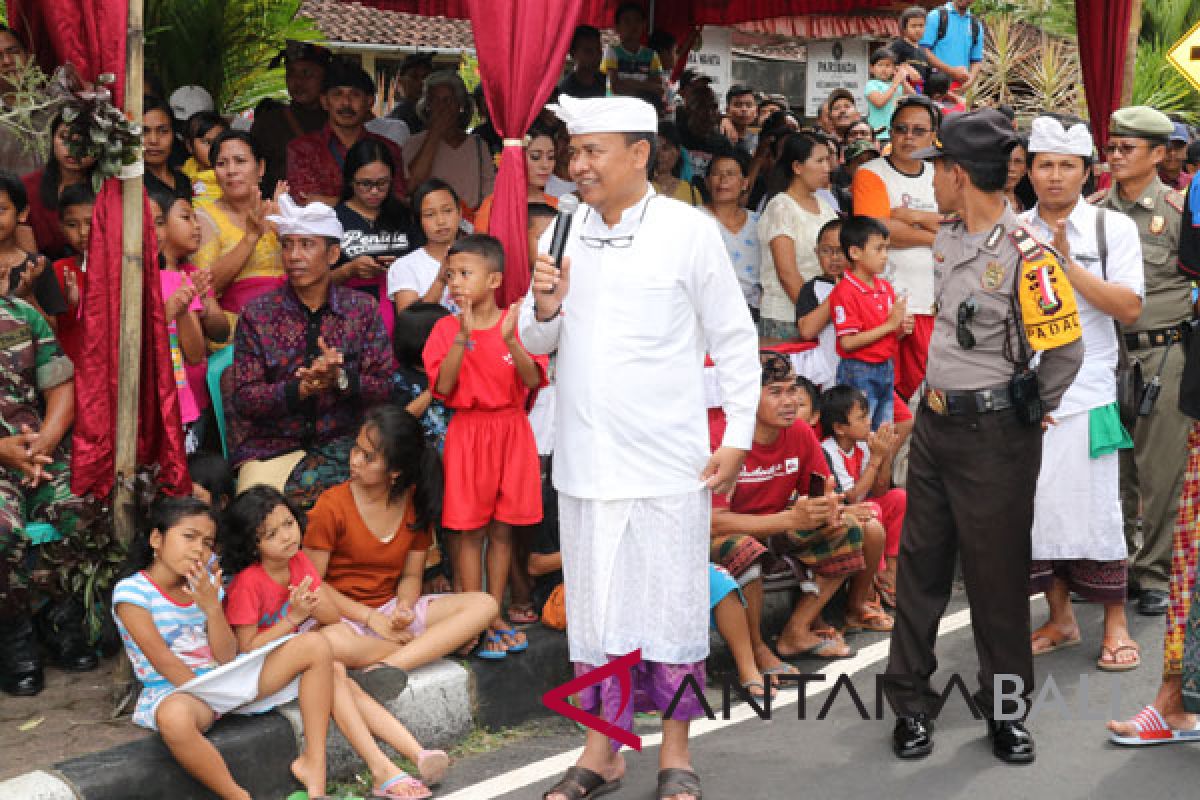 Belasan Ogoh-Ogoh meriahkan Parade Tembuku