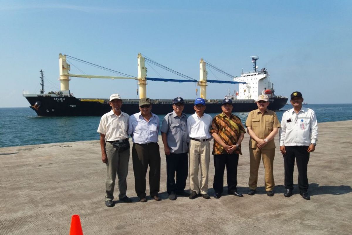 Kapal Besar Mulai Sandari Terminal Baru Probolinggo