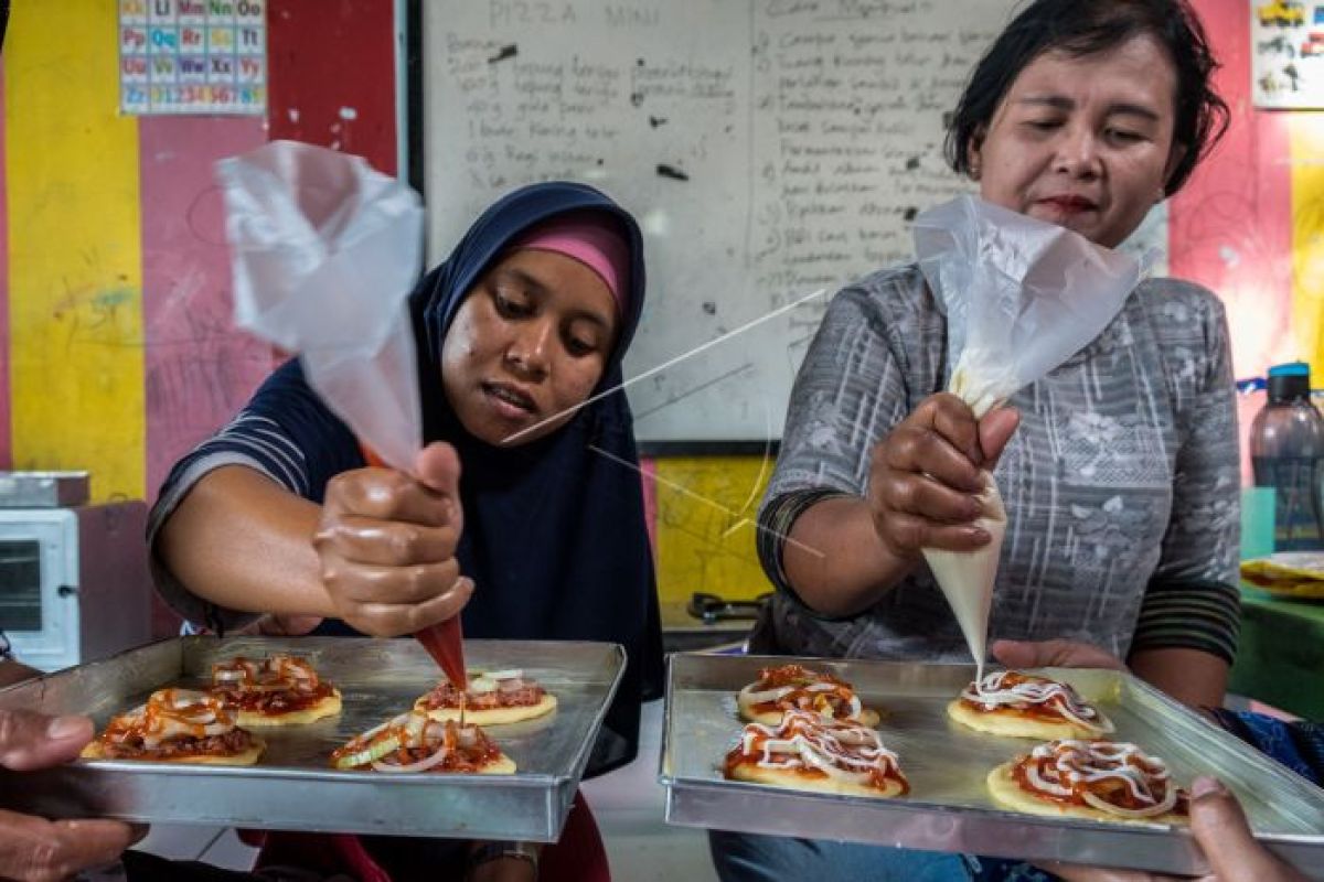 Legislator sesalkan kegiatan peningkatan keterampilan masyarakat tak berkesinambungan