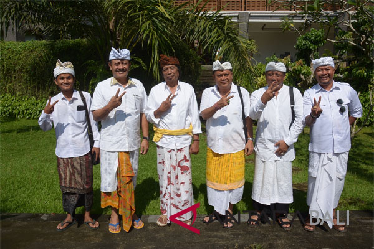 Tokoh Puri Carangsari Badung-Bali dukung Rai Mantra