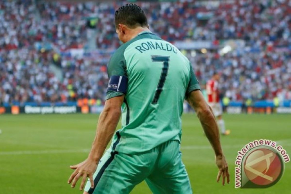 Ronaldo cetak dua gol saat Portugal kalahkan Mesir