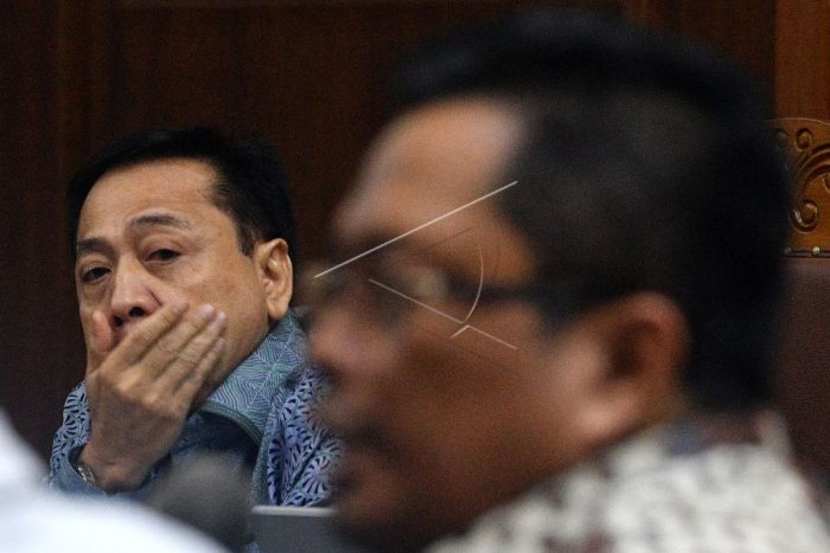 Setya Novanto menangis sampaikan permohonan maaf