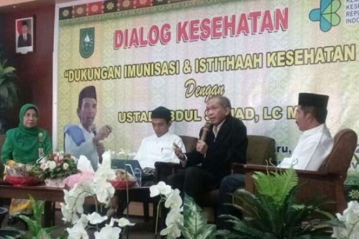 Sosialisasi Bersama Dinkes Riau, Ini Kata Ustadz Abdul Somad Soal Hukum Imunisasi 