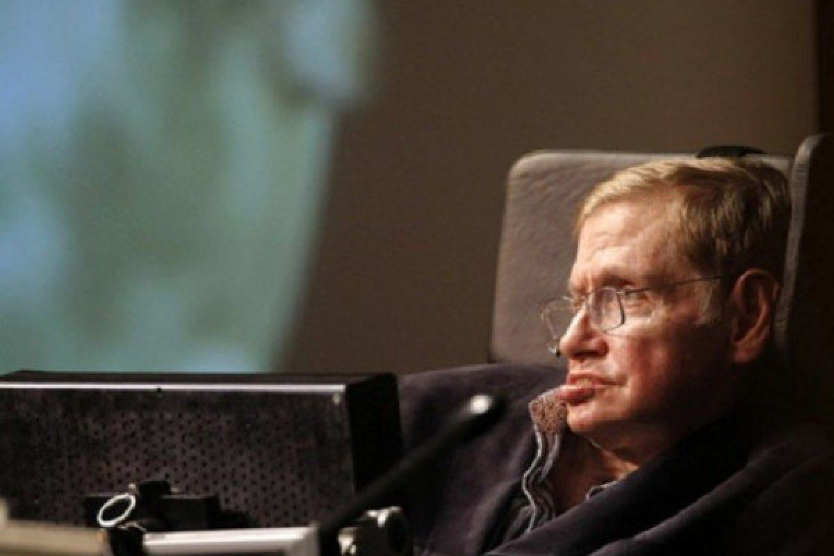 Mengenal "suara ciptaan komputer" yang jadi trademark Stephen Hawking