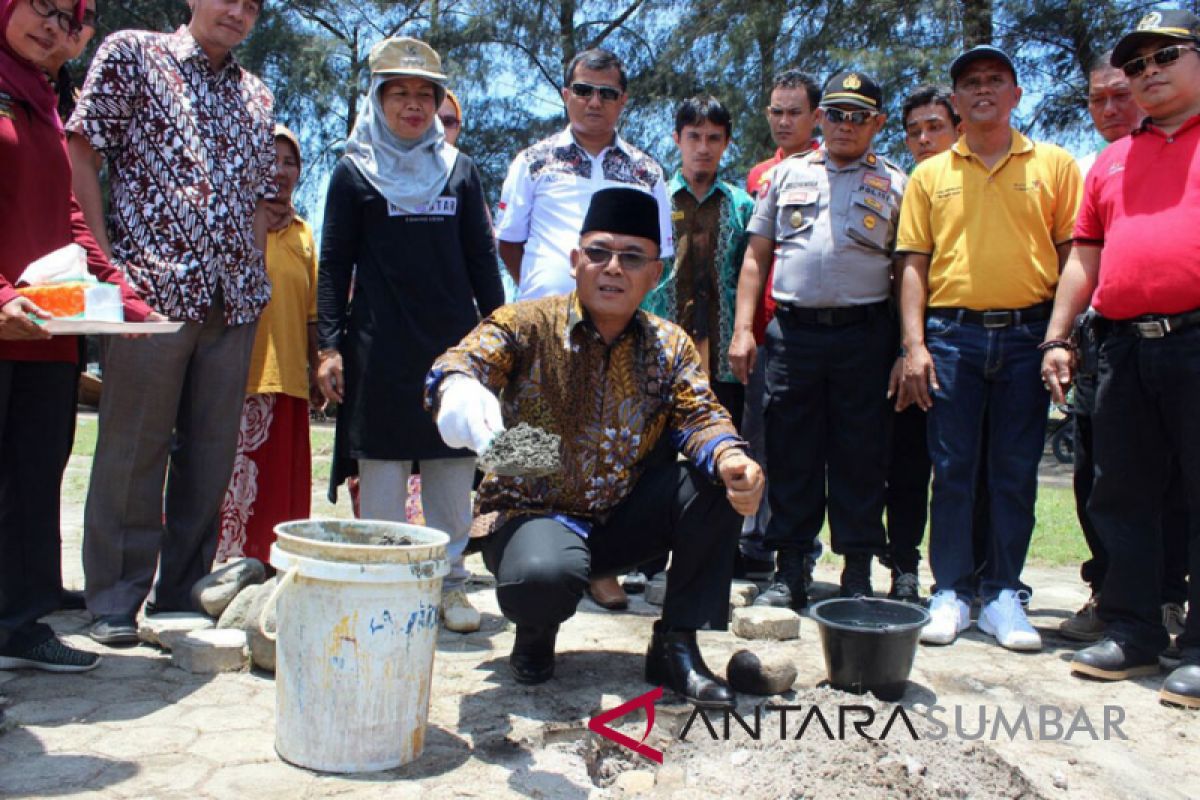 Pasaman Barat resmikan titik kulminasi di Sasak