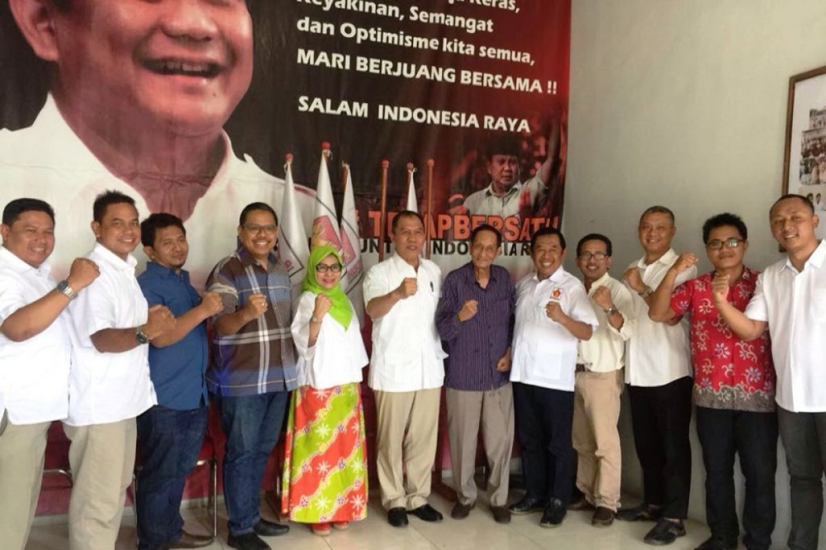 Gerindra Instruksikan Bacaleg Sapu Bersih Kemenangan Gus Ipul-Puti di Surabaya
