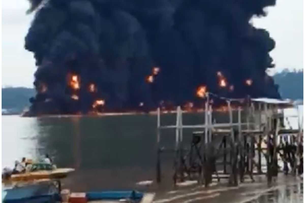 Pertamina: tumpahan minyak di Perairan Balikpapan bukan dari kilang