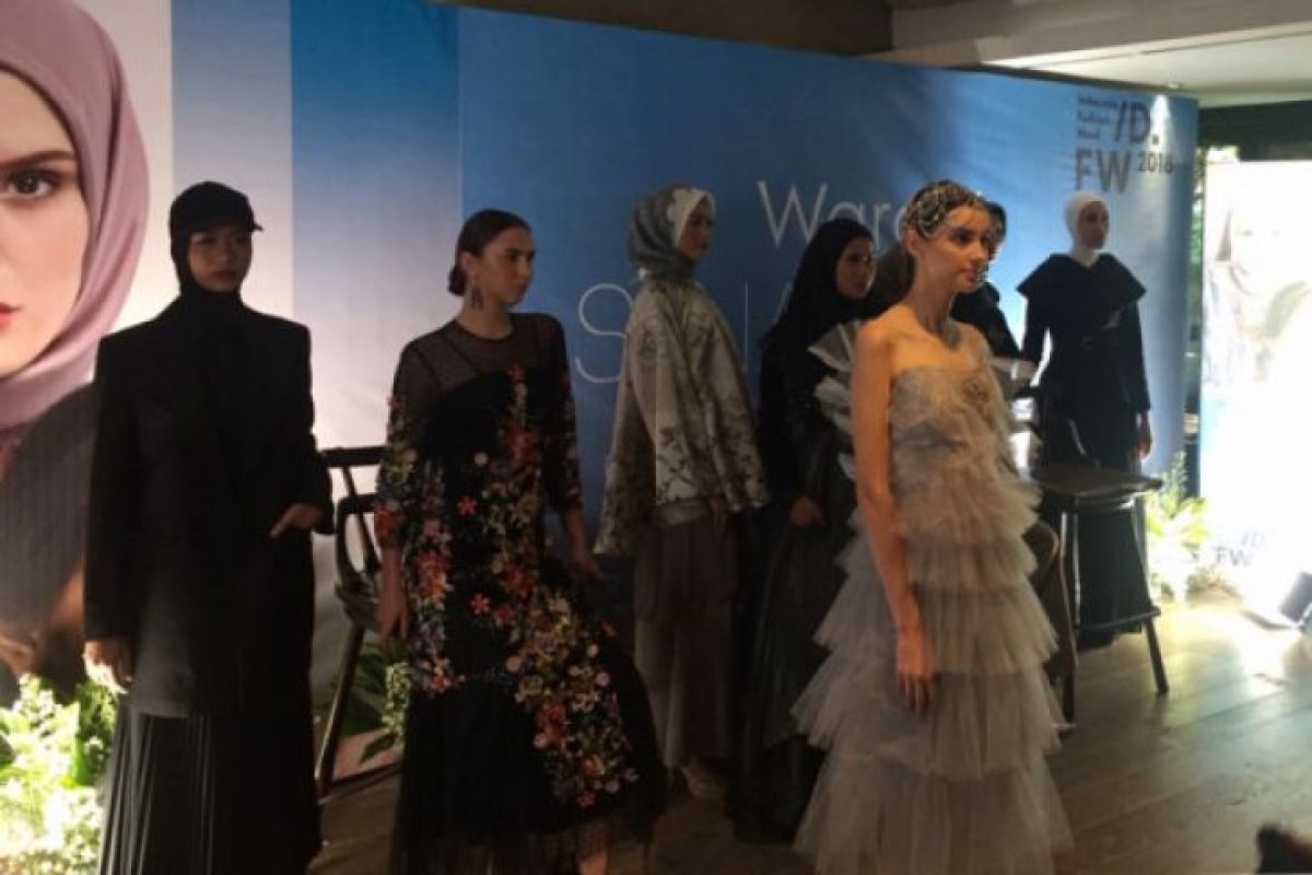 Wardah kolaborasi dengan industri kecantikan dan mode di IFW 2018