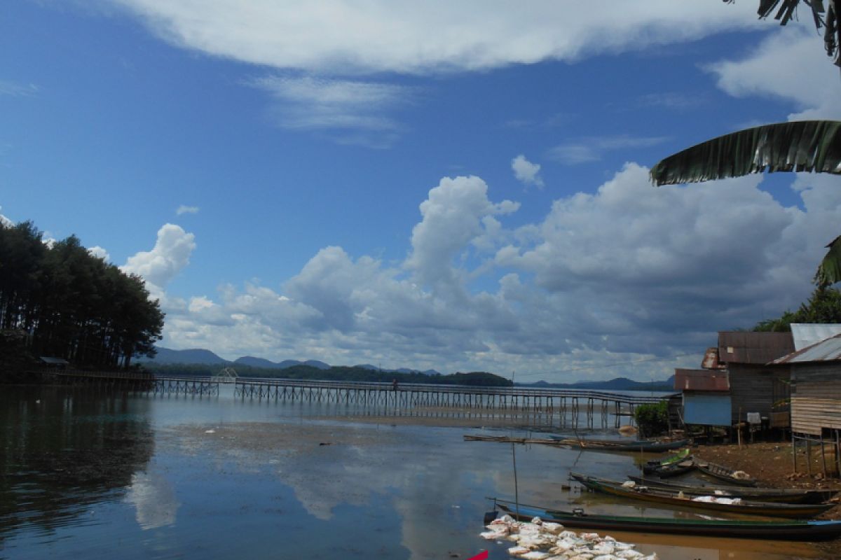 Komisi III harapkan Kalsel Maksimalkan Tarik Wisatawan