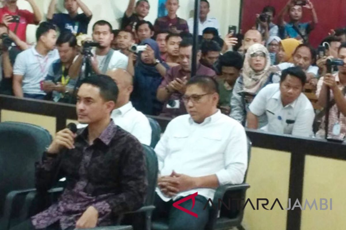 Zola mengetahui uang ketok palu dari Erwan