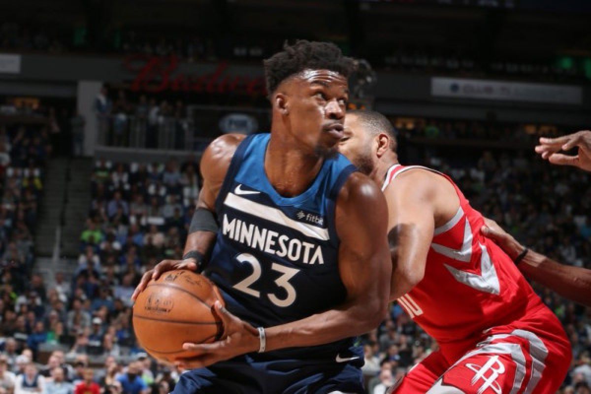 Timberwolves rebut gim ketiga, perkecil ketertinggalan 1-2 dari Rockets