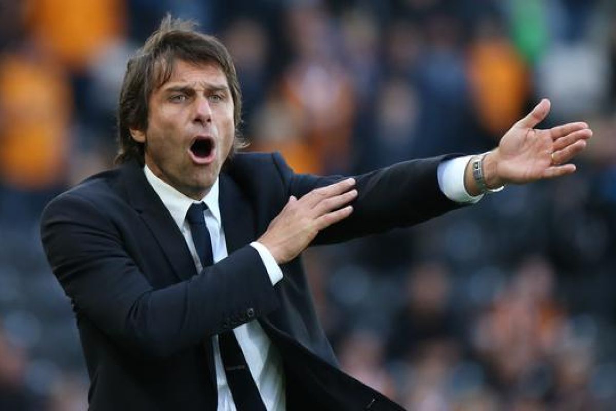 Conte tepis kabar latih Roma