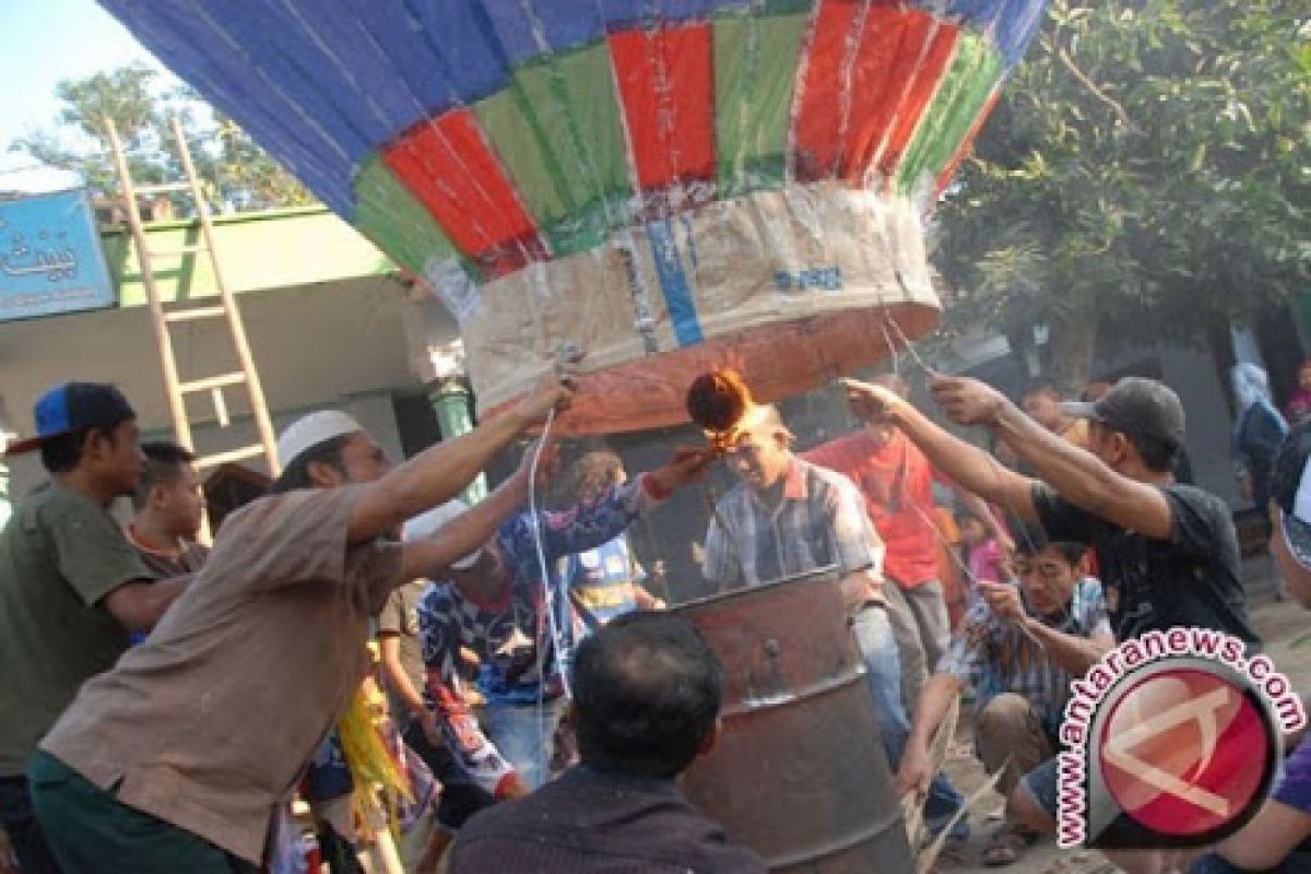 11 siswa terluka akibat ledakan balon gas