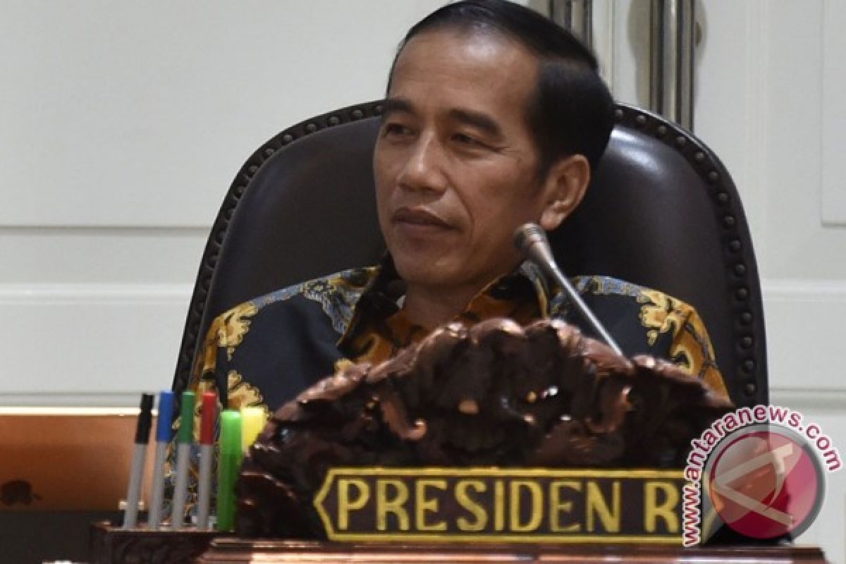 Jokowi holds meeting with humanists at Merdeka Palace