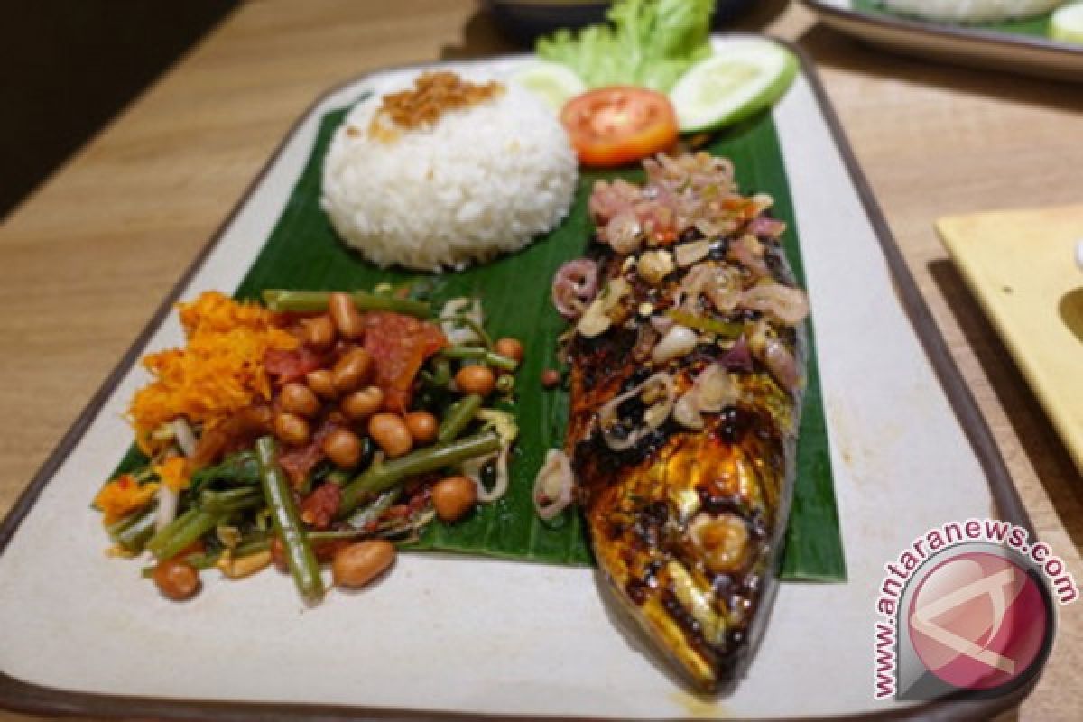 Makassar Culinary Night diincar turis