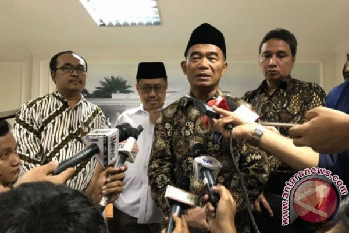 Mendikbud sarankan jangan terlalu percaya lembaga Bimbel