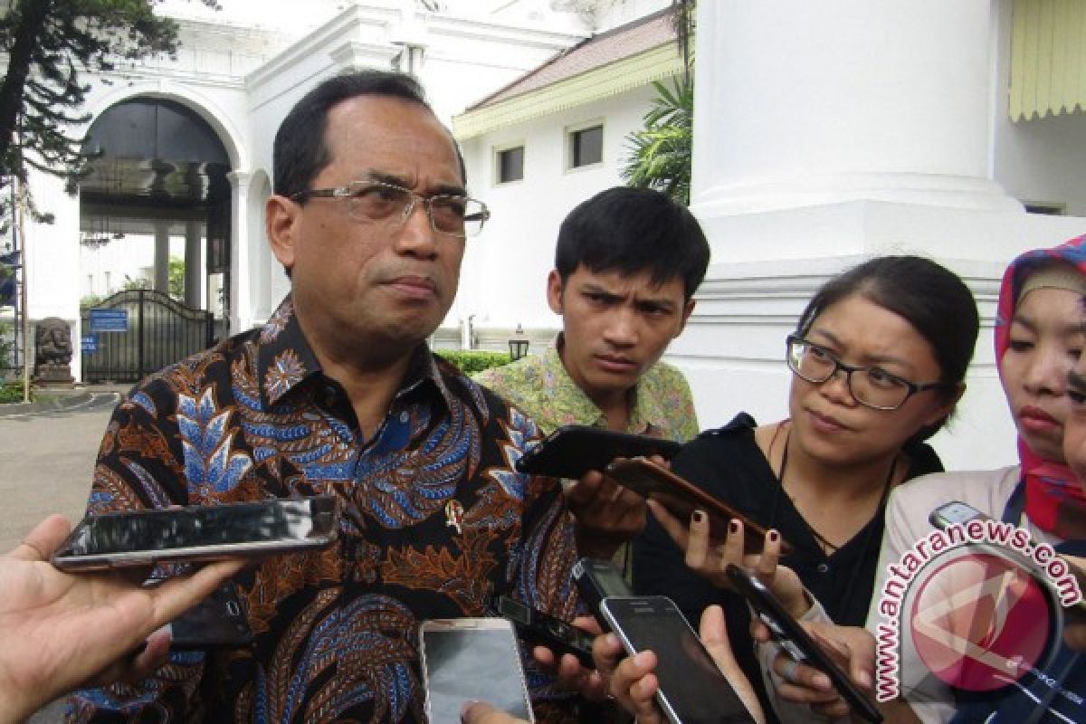 Transportation minister hails clearance of Indonesian airlines