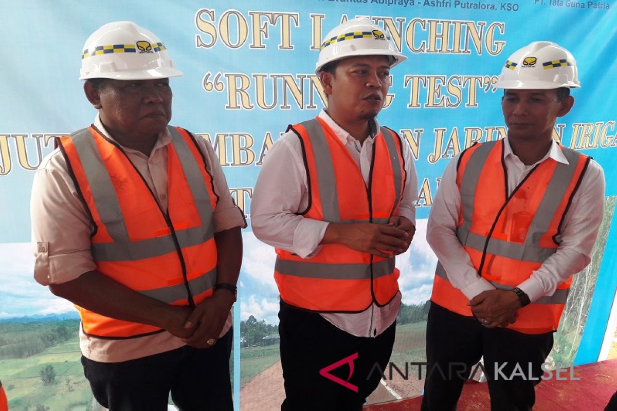 Proyek lanjutan Bendung Pitap hampir selesai