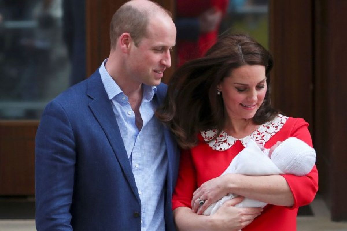 Pangeran William dan Kate Middleton sambut kelahiran anak ketiga