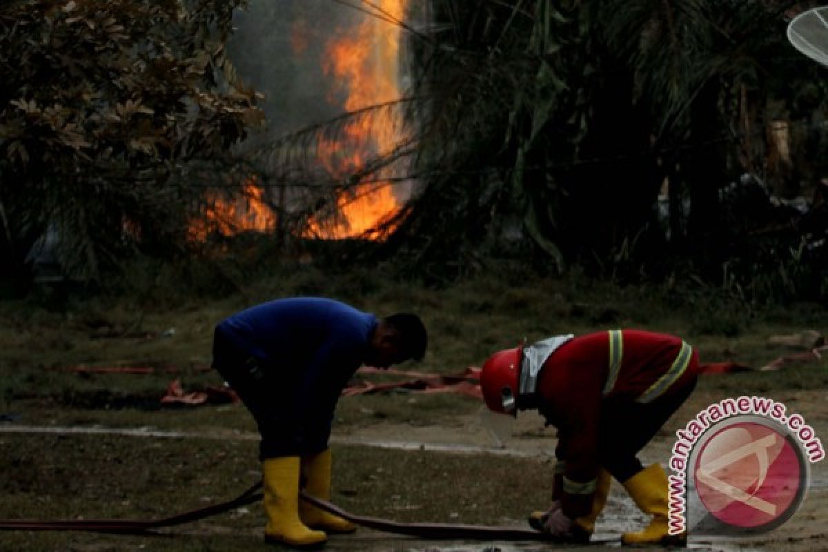 Death toll of explosion of Aceh oil well up to 22