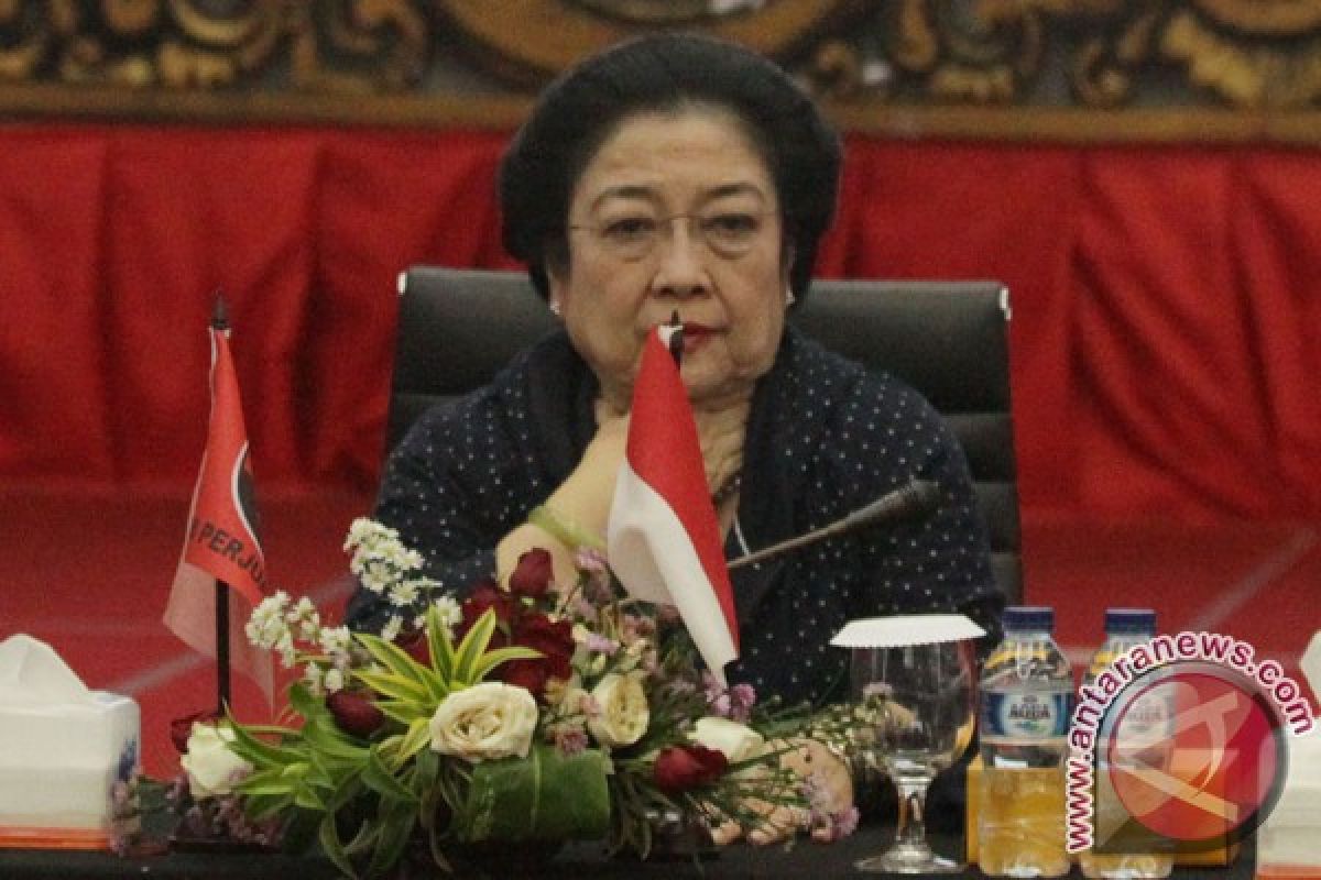 Megawati ingatkan kader tidak cepat berpuas diri