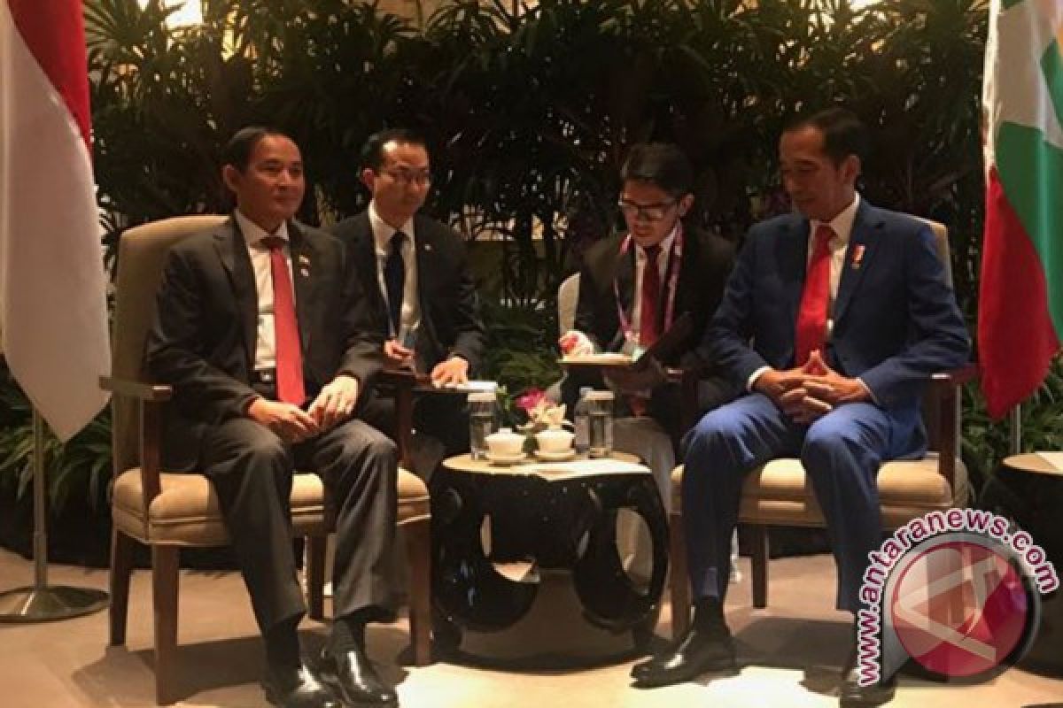 Kemarin, Jokowi berharap Rakhine damai hingga nama anak ketiga Pangeran William