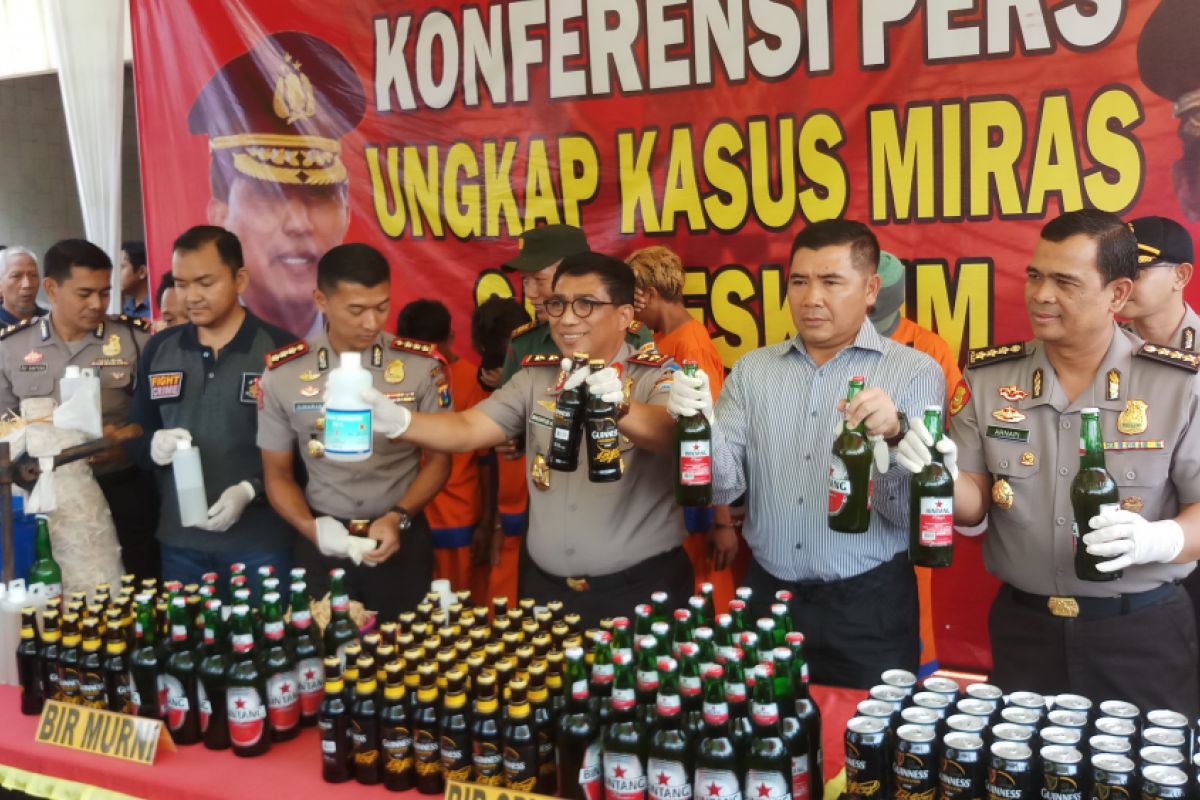 Kapolda Jatim: Perang Lawan Minuman Keras Oplosan (Video)