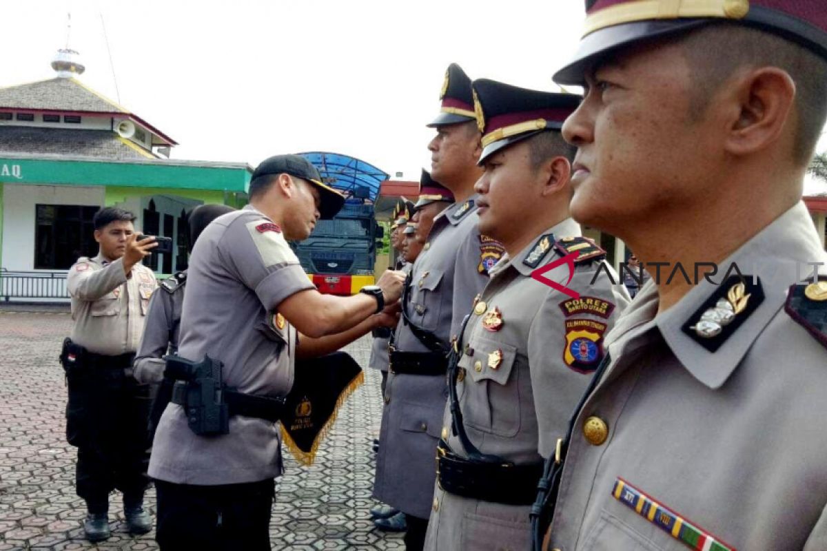 4 perwira Polres Barito Utara dimutasi