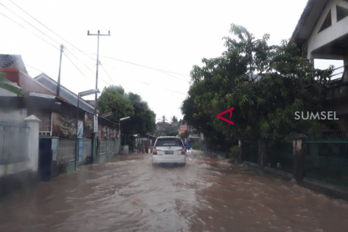 Banjir mulai landa Aceh Barat