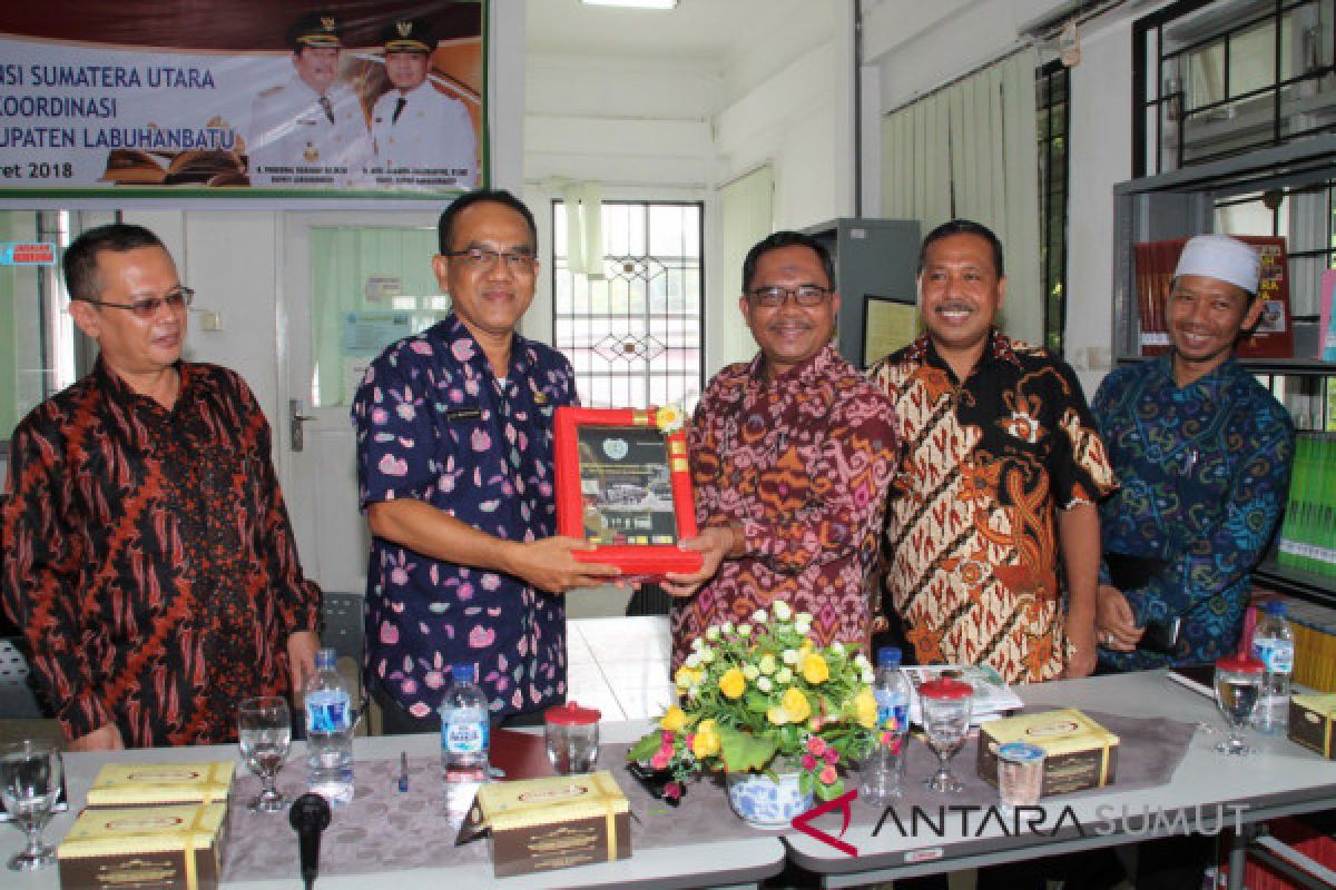 Pemkab tingkatkan program literasi daerah